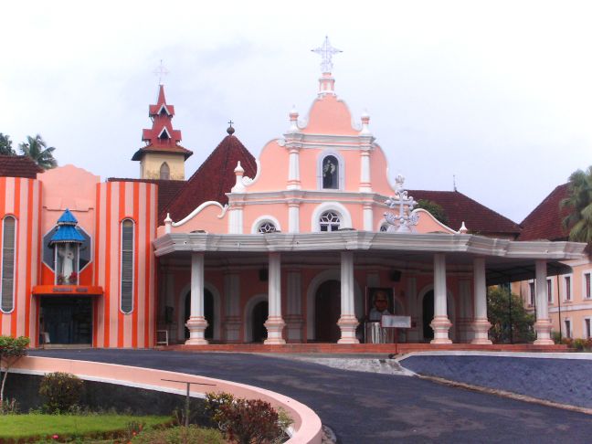 St Kuriakose - Church of Mannanam